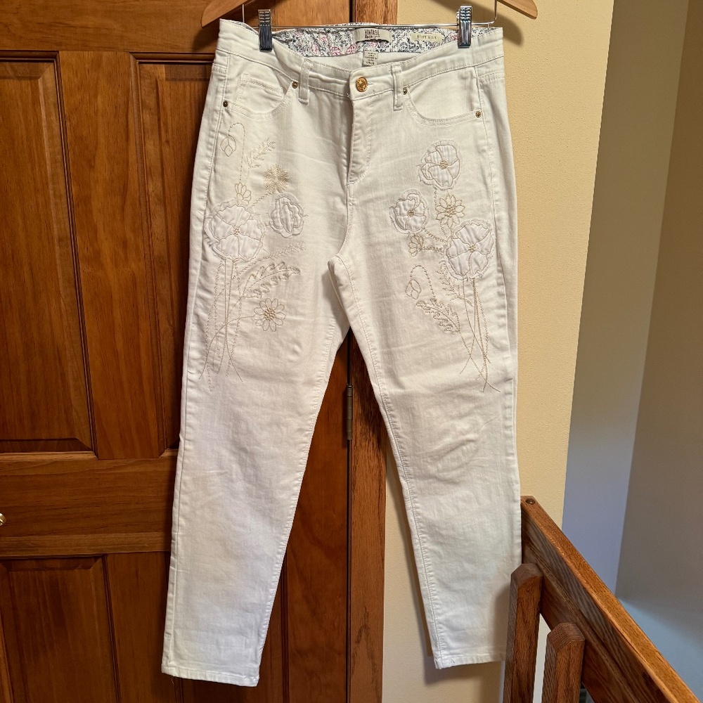 Vintage America - White flower Jeans - Size 8 (29)